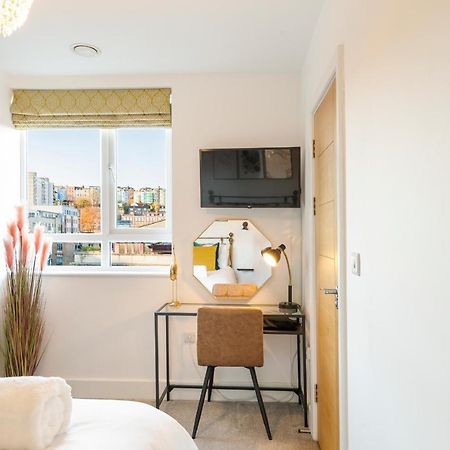 City Centre - Free Parking - Stylish 2 Bedroom Apartment Bristol Eksteriør billede