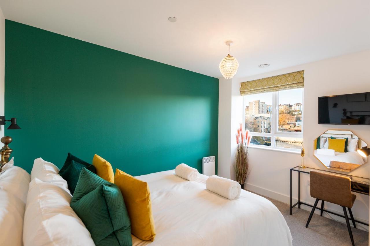 City Centre - Free Parking - Stylish 2 Bedroom Apartment Bristol Eksteriør billede